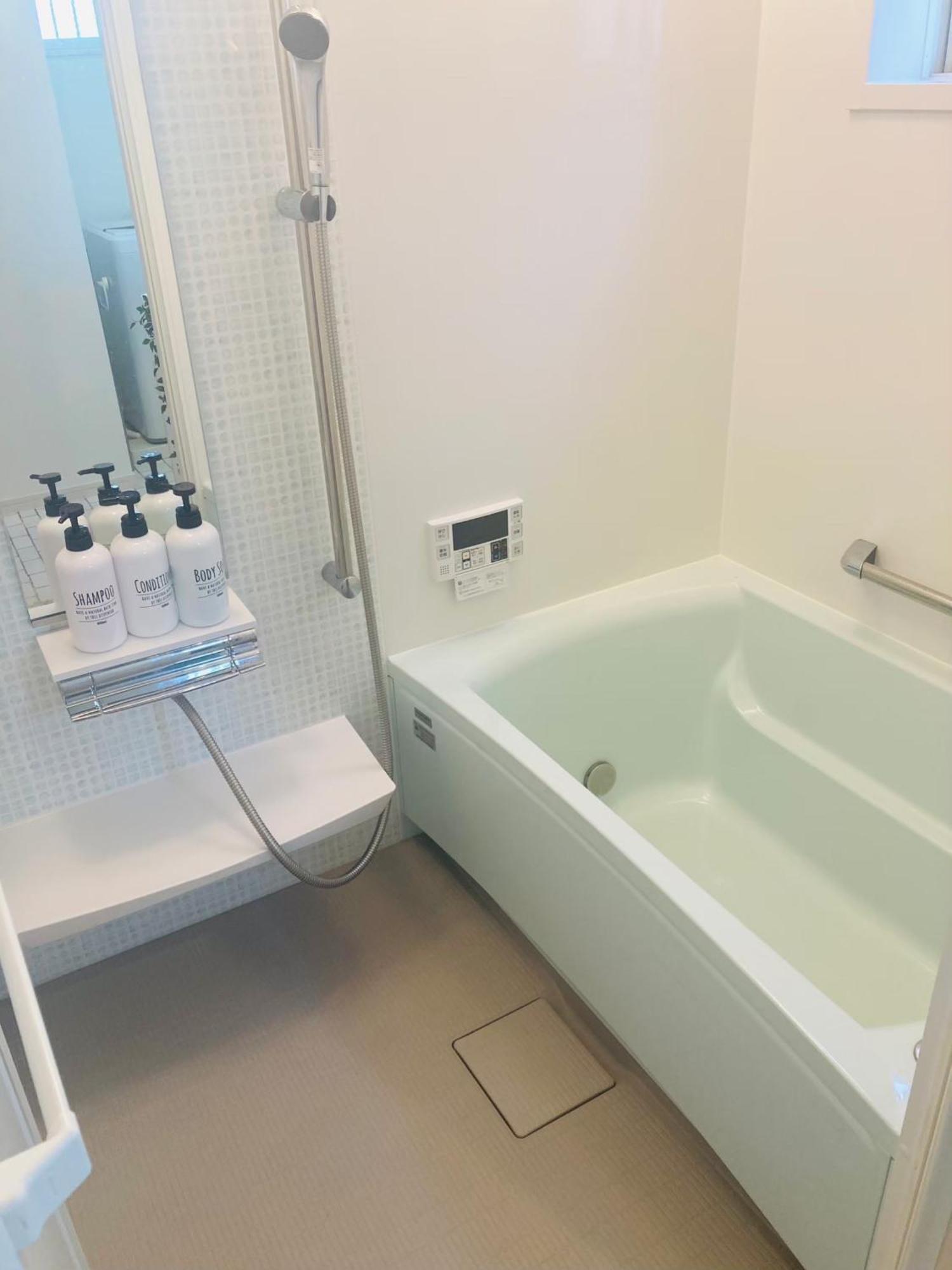 Leola鶴橋2 Appartement Osaka Buitenkant foto